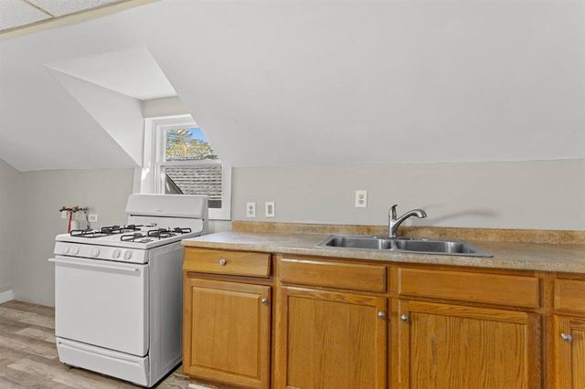 383 Manchester Street, Manchester, NH 03103