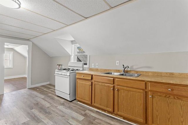 383 Manchester Street, Manchester, NH 03103