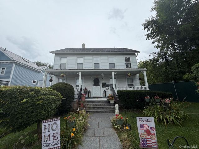 20 Campwoods Road 2R, Ossining, NY 10562