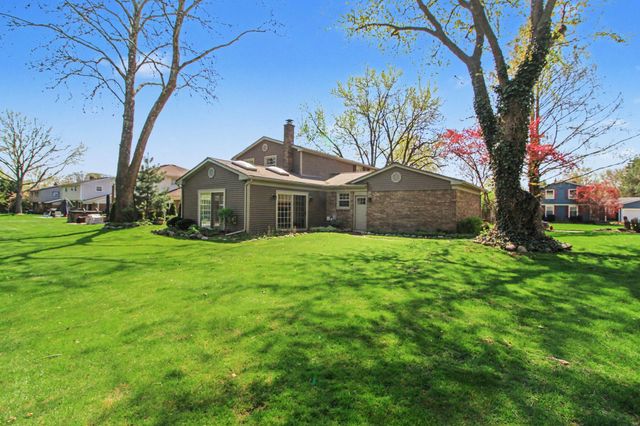 41826 Sunnydale Lane, Northville, MI 48168