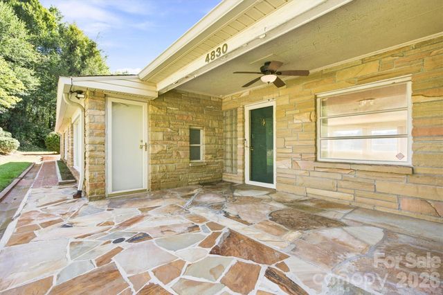 4830 N Center Street, Hickory, NC 28601