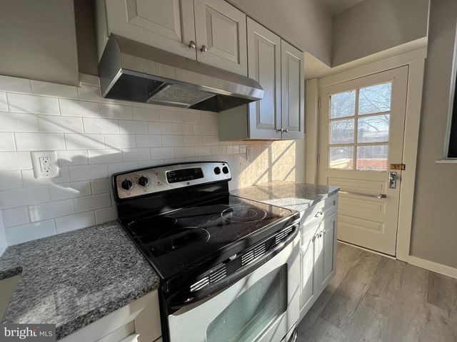 315 SUNSET RD, Reading, PA 19611