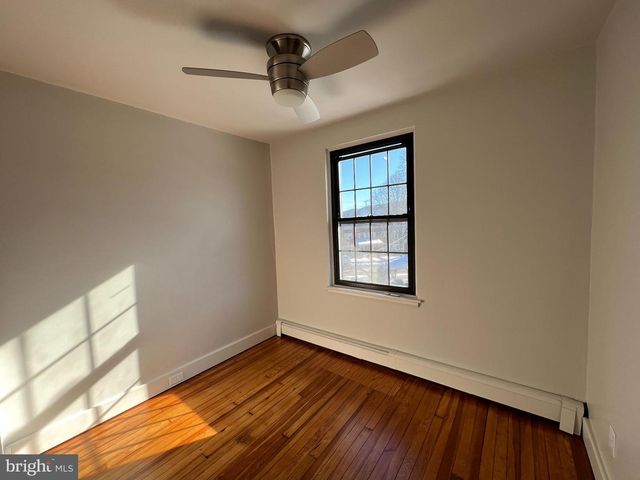 315 SUNSET RD, Reading, PA 19611