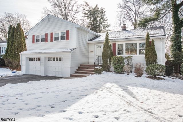 33 Tuers Pl, Montclair Twp., NJ 07043