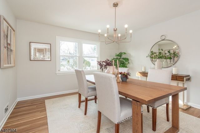 33 Tuers Pl, Montclair Twp., NJ 07043