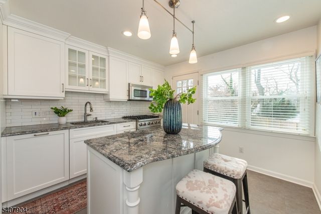 33 Tuers Pl, Montclair Twp., NJ 07043