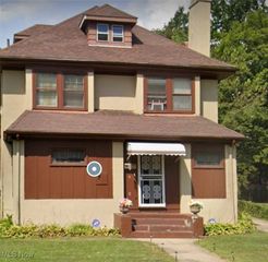 236 Fairgreen Avenue, Youngstown, OH 44504