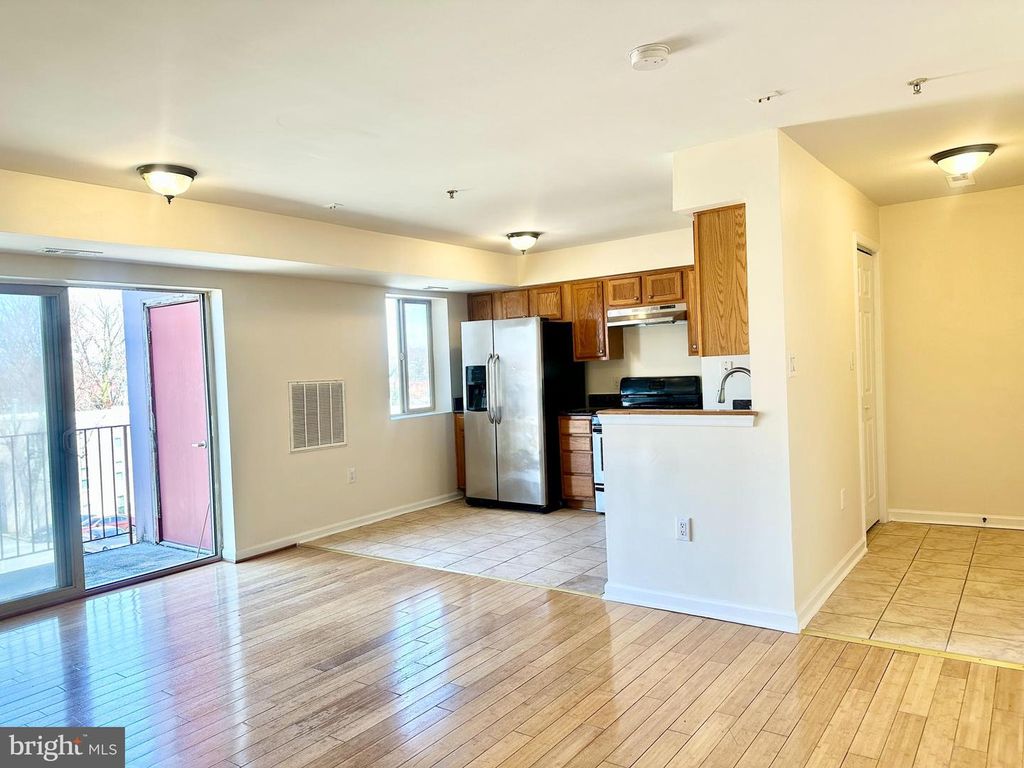 4110 Ames St NE Apt 303, Washington, DC 20019