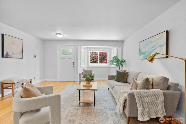 10114 Idaho Avenue, Everett, WA 98204