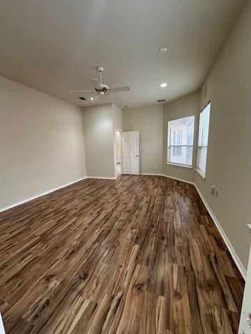 6060 Thursby Avenue, Dallas, TX 75252