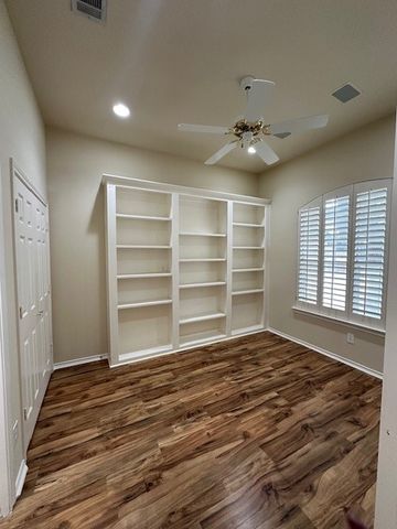 6060 Thursby Avenue, Dallas, TX 75252