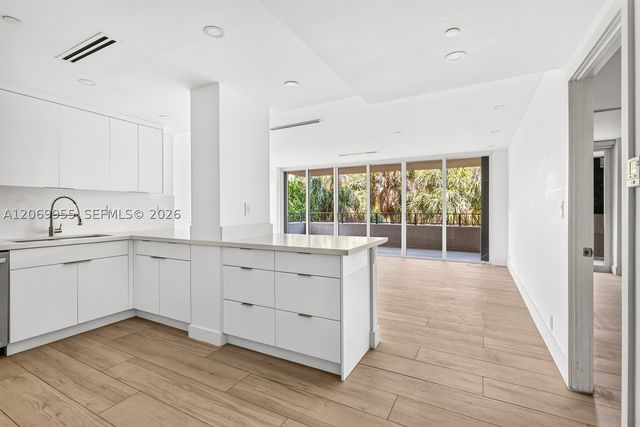 251 Crandon Blvd 210, Key Biscayne, FL 33149
