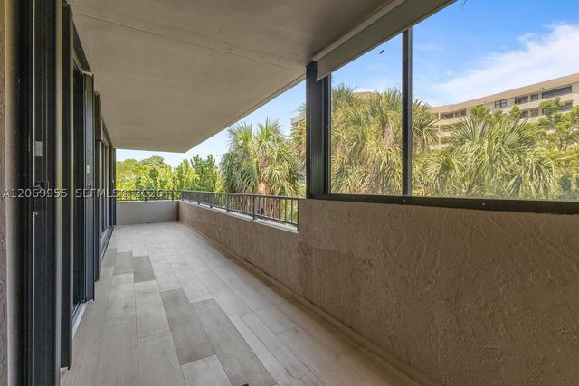 251 Crandon Blvd 210, Key Biscayne, FL 33149