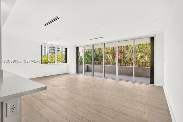 251 Crandon Blvd 210, Key Biscayne, FL 33149