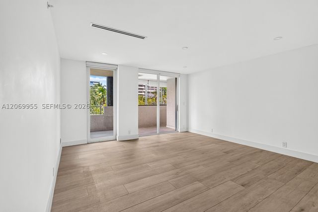 251 Crandon Blvd 210, Key Biscayne, FL 33149