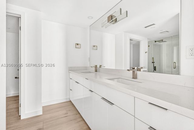 251 Crandon Blvd 210, Key Biscayne, FL 33149