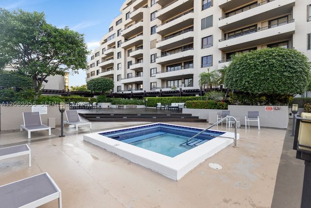 251 Crandon Blvd 210, Key Biscayne, FL 33149