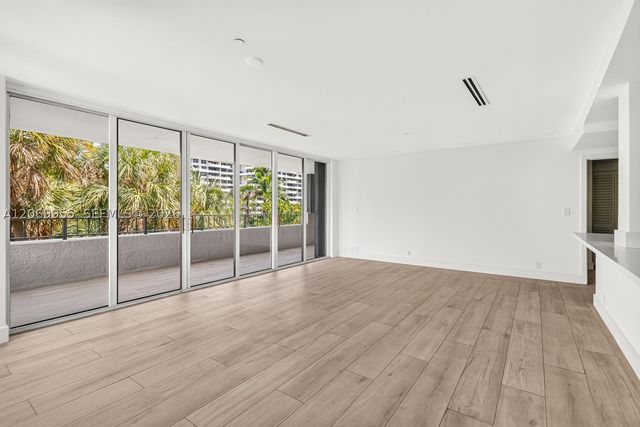 251 Crandon Blvd 210, Key Biscayne, FL 33149