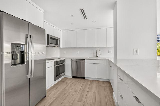 251 Crandon Blvd 210, Key Biscayne, FL 33149