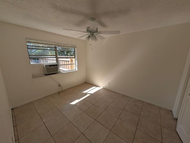 4453 Steven Road 2, Lake Worth, FL 33461