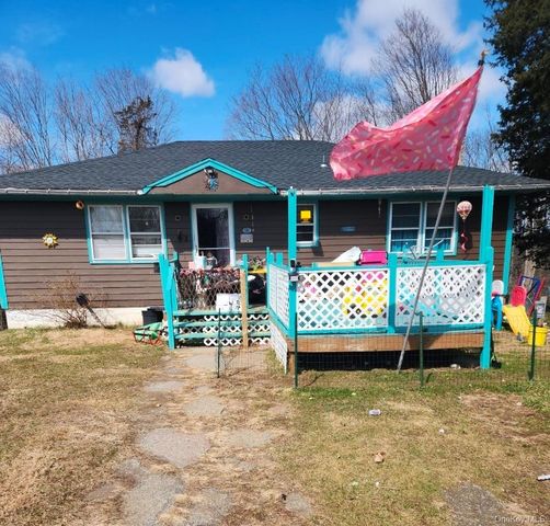 32 Cedar Lane, Wingdale, NY 12594