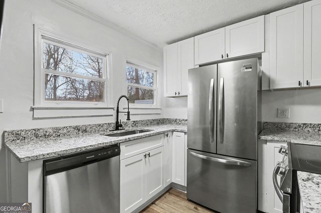 2160 Dowdell Drive, Atlanta, GA 30341