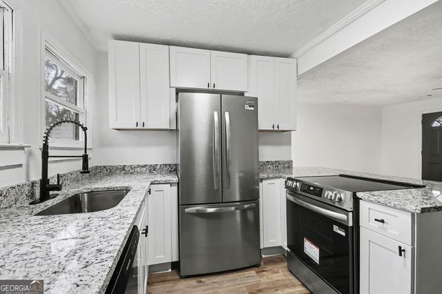 2160 Dowdell Drive, Atlanta, GA 30341