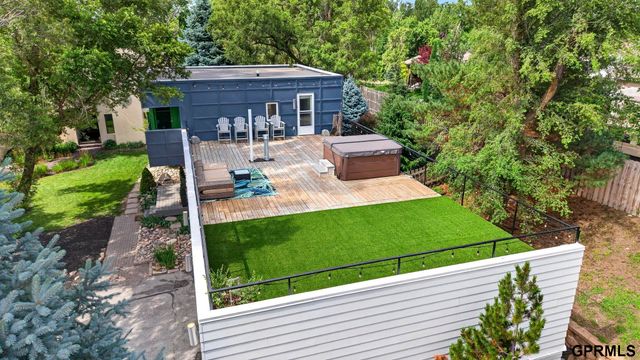 13484 Ogden Plaza Circle, Omaha, NE 68164