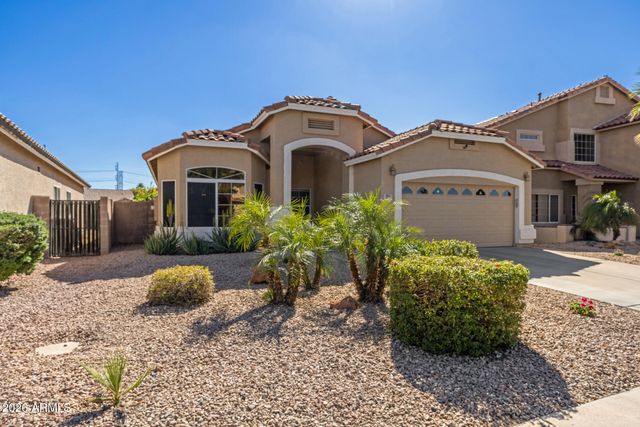 891 W TREMAINE Avenue, Gilbert, AZ 85233