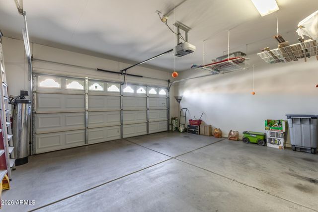 891 W TREMAINE Avenue, Gilbert, AZ 85233