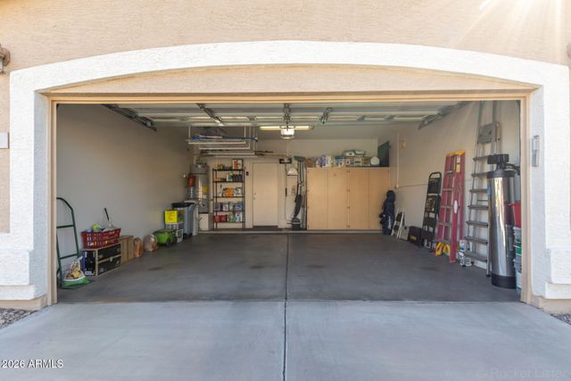 891 W TREMAINE Avenue, Gilbert, AZ 85233