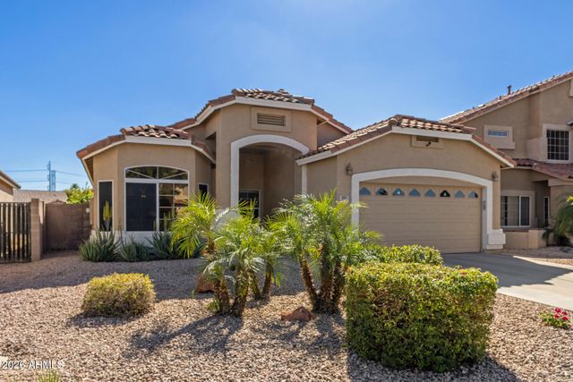 891 W TREMAINE Avenue, Gilbert, AZ 85233