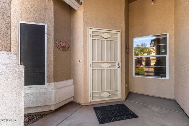 891 W TREMAINE Avenue, Gilbert, AZ 85233