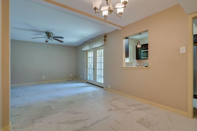 2809 Lineville Drive 105, Farmers Branch, TX 75234