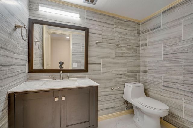 2809 Lineville Drive 105, Farmers Branch, TX 75234