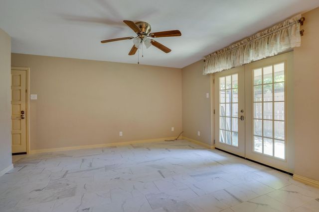 2809 Lineville Drive 105, Farmers Branch, TX 75234