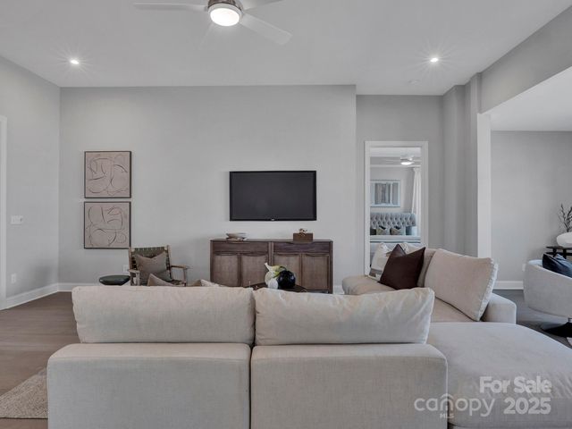 4225 Honey Locust Drive, Charlotte, NC 28215