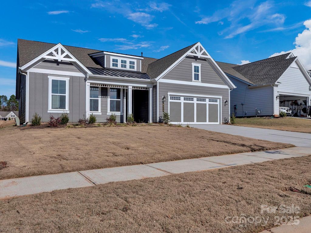 4225 Honey Locust Drive, Charlotte, NC 28215