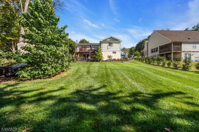 15 Henderson St, Oxford Twp., NJ 07863