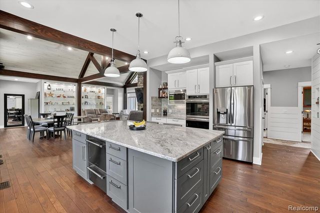 10500 W Grand River Road, Fowlerville, MI 48836