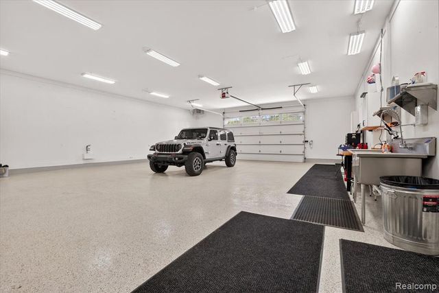 10500 W Grand River Road, Fowlerville, MI 48836