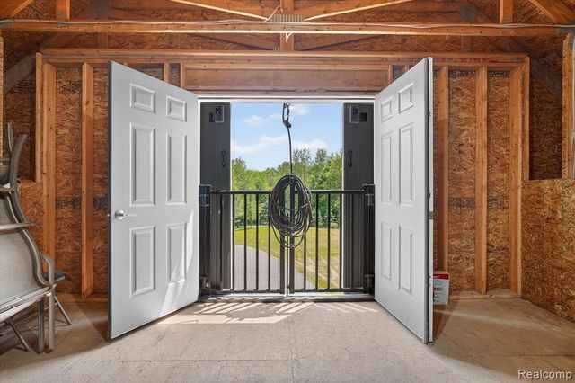 10500 W Grand River Road, Fowlerville, MI 48836