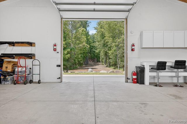 10500 W Grand River Road, Fowlerville, MI 48836