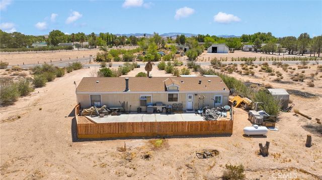 37132 Coyote Lake Rd, Newberry Springs, CA 92398