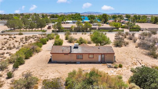 37132 Coyote Lake Rd, Newberry Springs, CA 92398