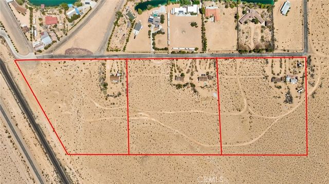 37132 Coyote Lake Rd, Newberry Springs, CA 92398