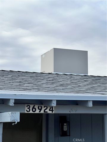 37132 Coyote Lake Rd, Newberry Springs, CA 92398