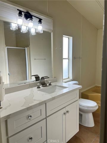 37132 Coyote Lake Rd, Newberry Springs, CA 92398