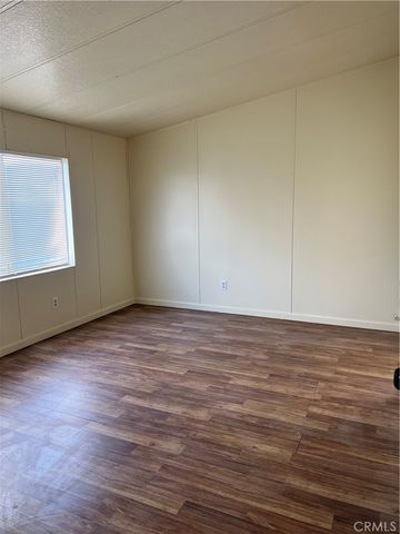 37132 Coyote Lake Rd, Newberry Springs, CA 92398