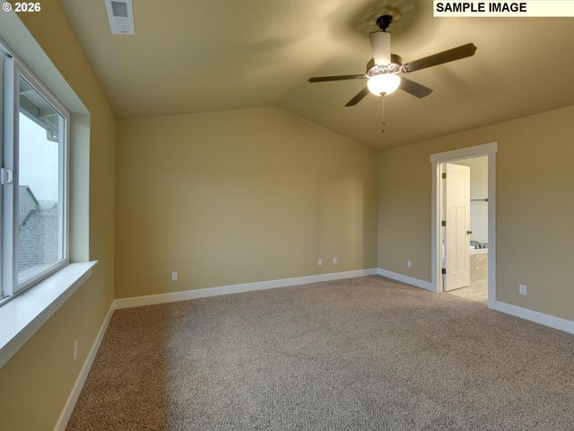 757 Ne ALDERWOOD Dr 87, Estacada, OR 97023